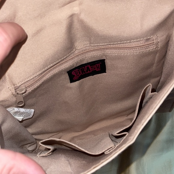 Trash Crossbody - Picture 4 of 5